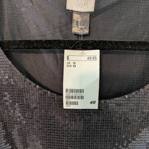 Sequin Sleeveless Dress - Black - Picture 2 of 3